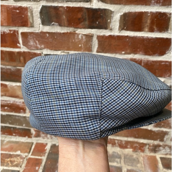 Adecta PARIS Plaid Flat Driving Cap with snap brim - Picture 2 of 8